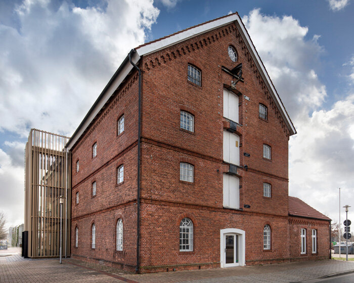 DIA's interactive exhibit weaves a journey through papenburg's maritime history