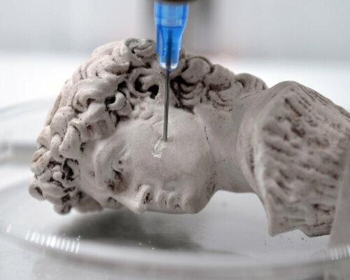 3D printable ink with lots of bacteria can restore damaged marine reefs and sculptures