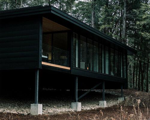 MAFCOhouse brings japanese and nordic influences to new getaway in rural canada