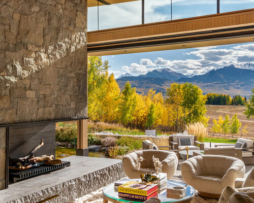 elk range overlook: CCY architects' modern mountain home emerges from grove of aspens