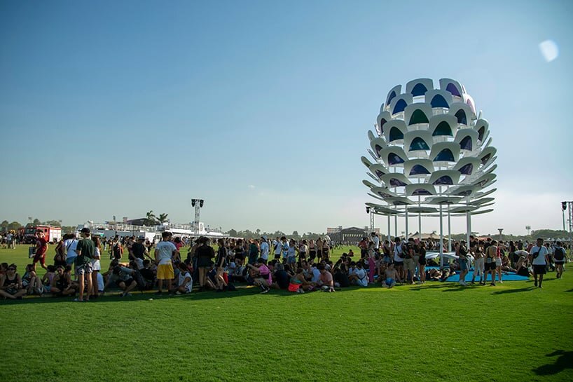 el estudio normal reuses 95 car hoods for lollapalooza installation