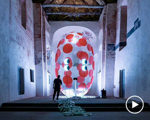 giant inflatable characters leads visitors along contemplative journey in installation by ENESS