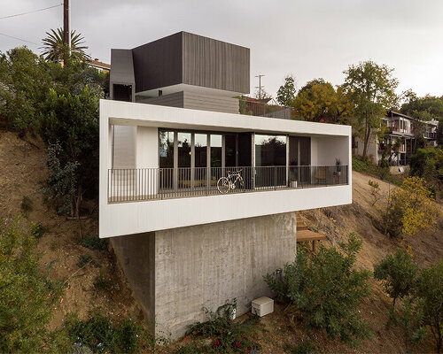 'mount washington house' by anonymous architects embraces steepness and vistas in LA