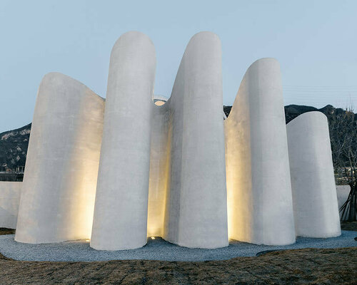 PAO's public restroom meanders around amoeba-shaped concrete structure in beijing