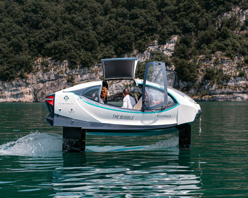 'seabubbles' electric flying water taxi with hydrofoils shuttles people between lakes in france