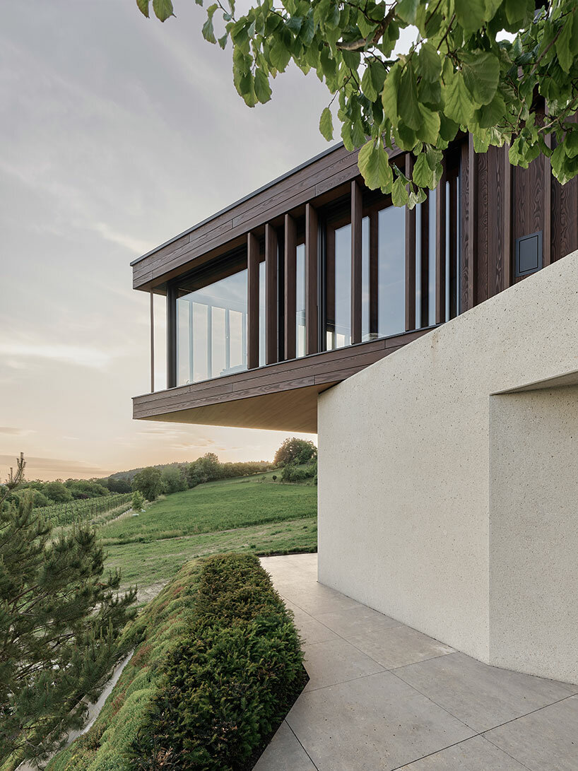 Veenhuizen: Hou en Trouw Housing, This is a double house …