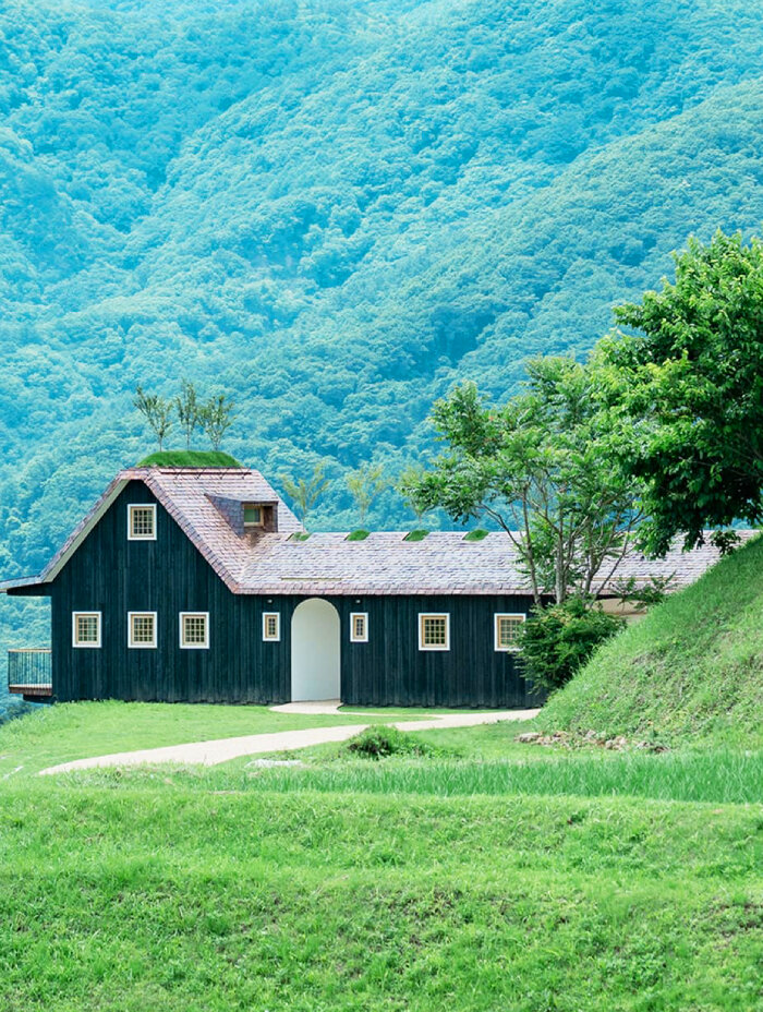 OFFBEAT HOTELS | designboom