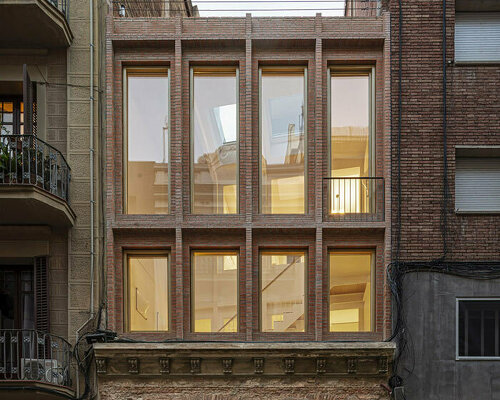 HARQUITECTES fits sunlit townhouse renovation 'casa 1616' in barcelona