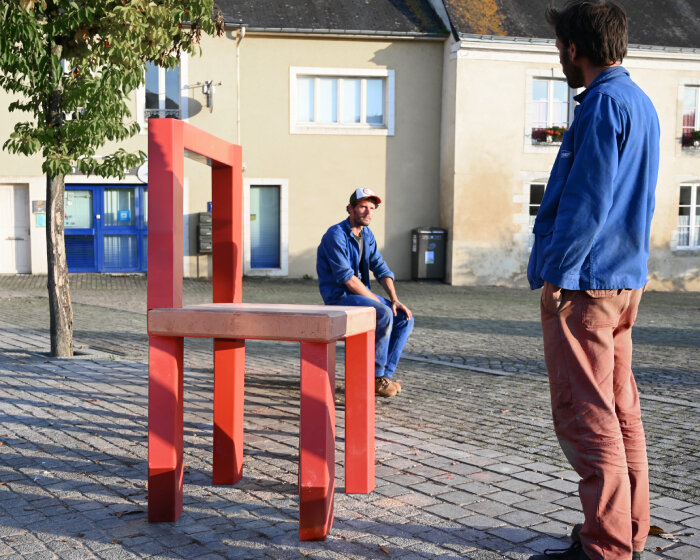 yokyok’s anamorphic bench can make people appear big or small based on where they sit