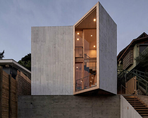 croxatto y opazo arquitectos' casa lagunita is a rotated cube on the coast of chile