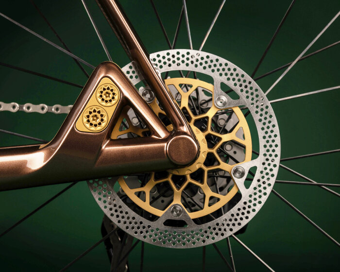 j.laverack aston martin .1R debuts as titanium bicycle forged with carbon fiber & aluminum