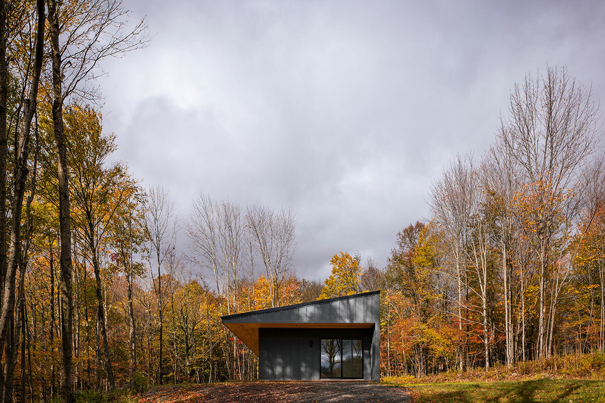 An Architect-Designed Modern Cabin in Catskill, NY – ESCAPE BROOKLYN