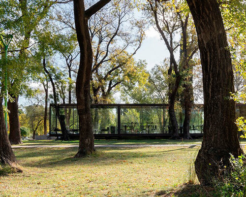 lightweight metal frames glazed gastronomic pavilion in parque de mayo in argentina