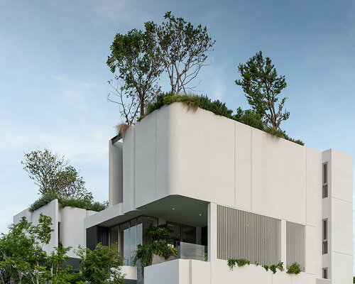 IDIN architects infuses pops of nature within urban living in bangkok