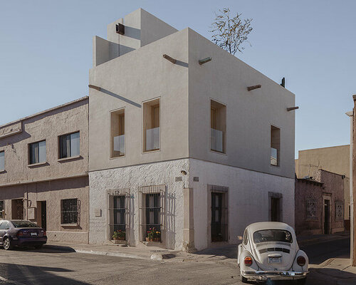 VOID studio revives chihuahua heritage with 'casa estudio' renovation