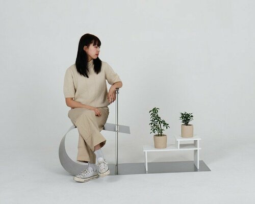 &omni chair curves into an & symbol to foster connectivity with our surroundings