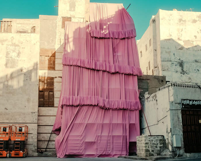 andrés reisinger's billowing public art takes over the ancient streets of jeddah