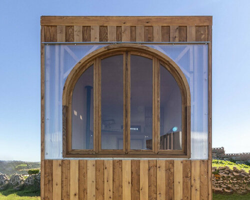 step inside madeiguincho's latest wooden house on wheels, vigia TOW