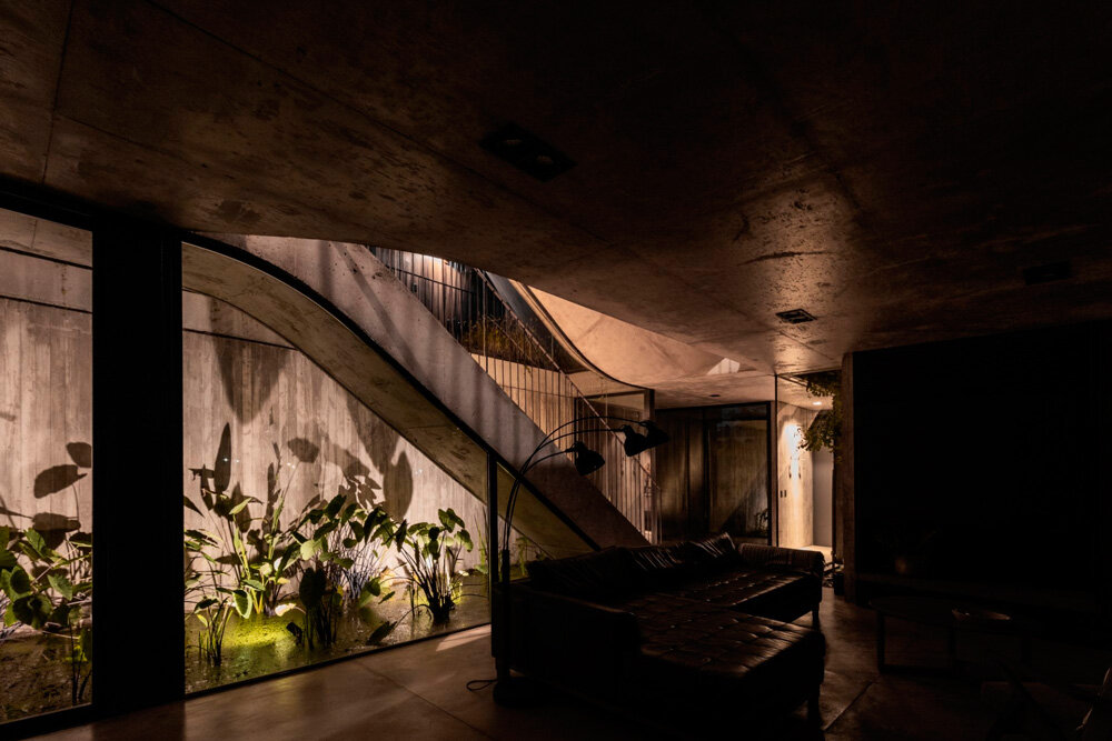 planted green roofs crown nirvana house by atelierM in buenos aires