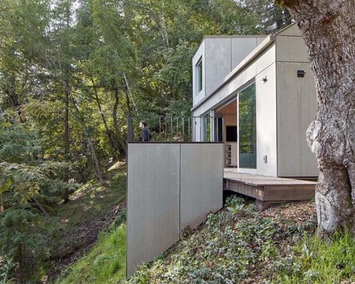 mork-ulnes architects tucks a 38 sqm guesthouse on a steep hillside in california