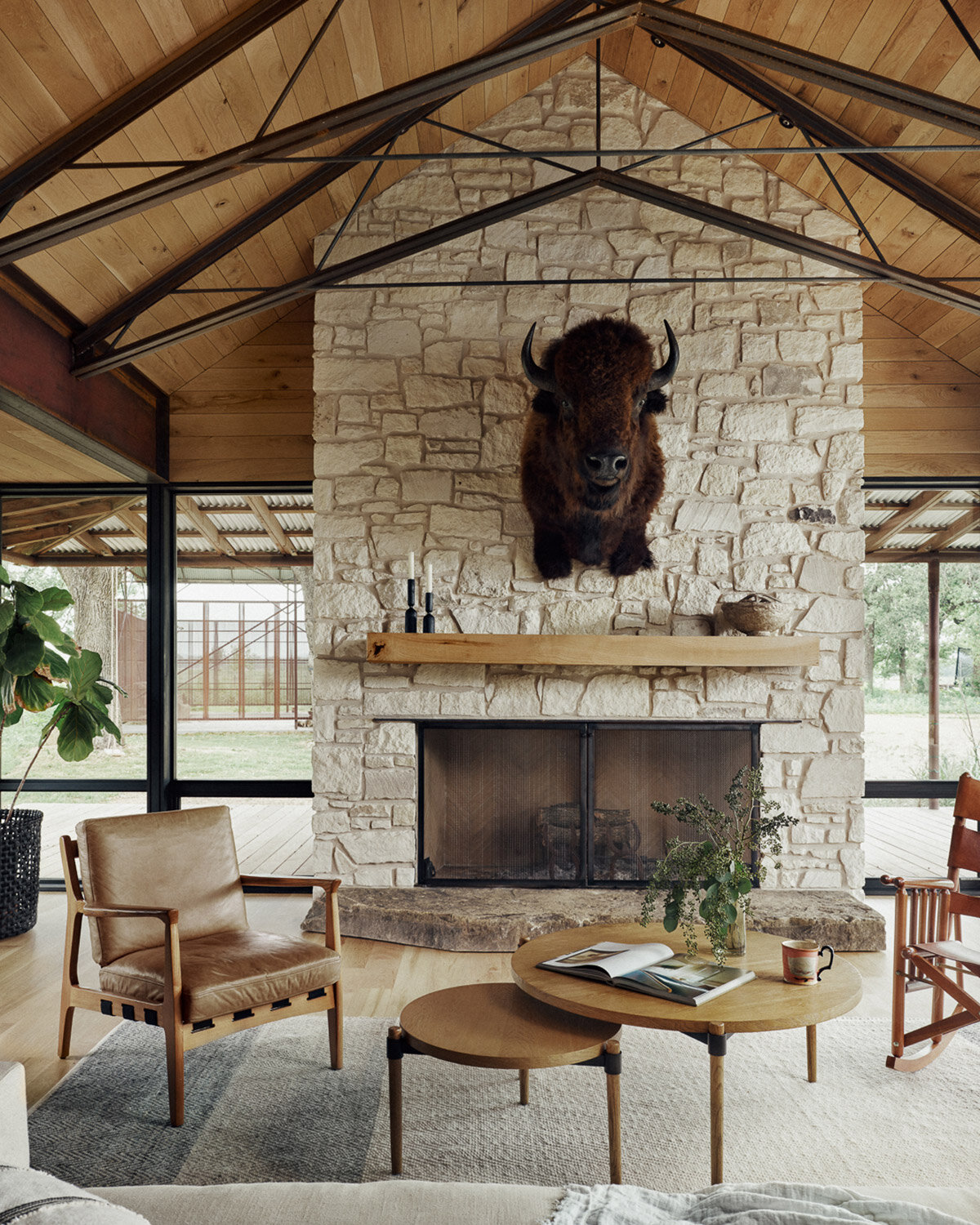 roam ranch: modern design for rural texas by baldridge architects