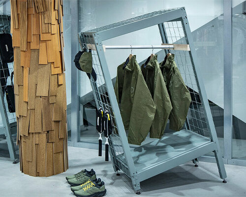 ATELIER WRITE installs tilted displays for new balance's gender-neutral collection in tokyo