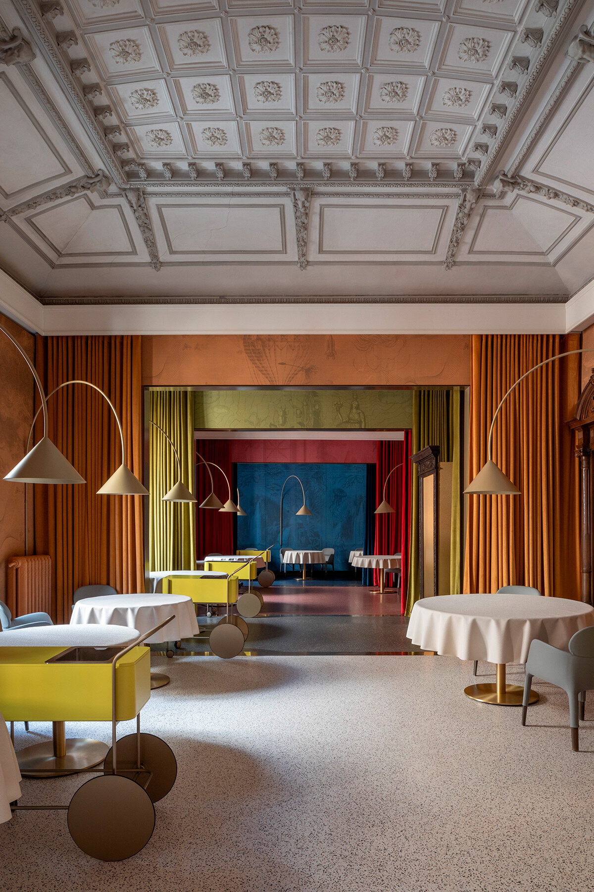 Milan Restaurant 'contraste' Gets Colorful Redesign By Debonademeo