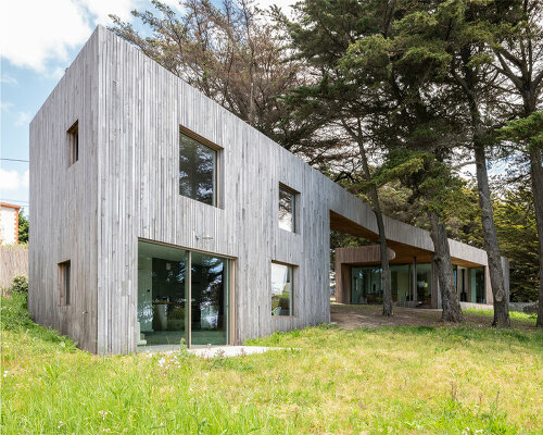 CHANGE.NL's holiday home in france reveals a sloping annex with panoramic views