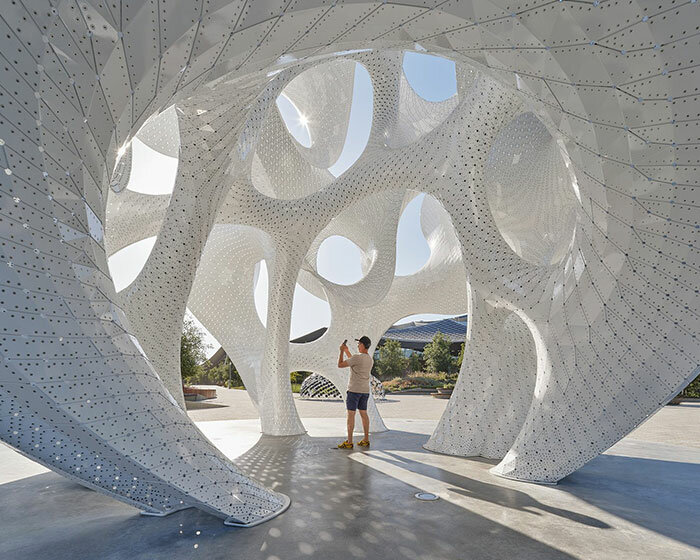 MARC FORNES / THEVERYMANY sculpts 'the orb' pavilion at google's campus