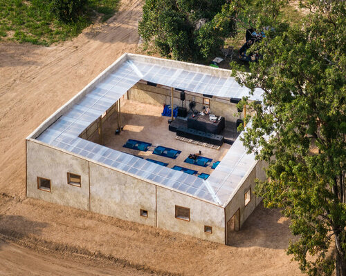 a 360° surround system borders imaginary objects' enfold pavilion in thailand