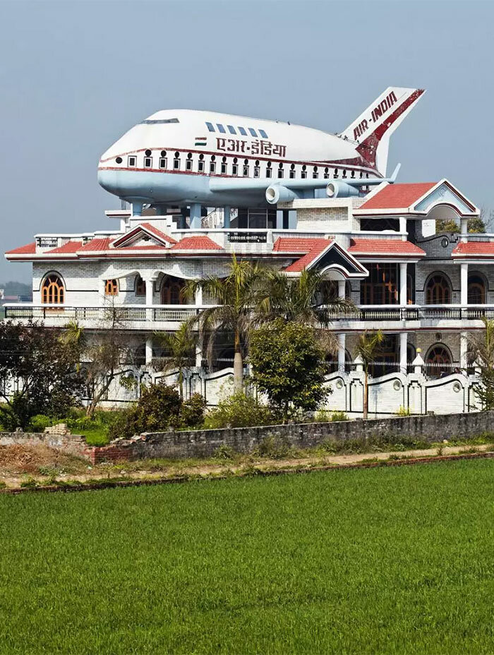 ROOFTOP MONUMENTS | designboom