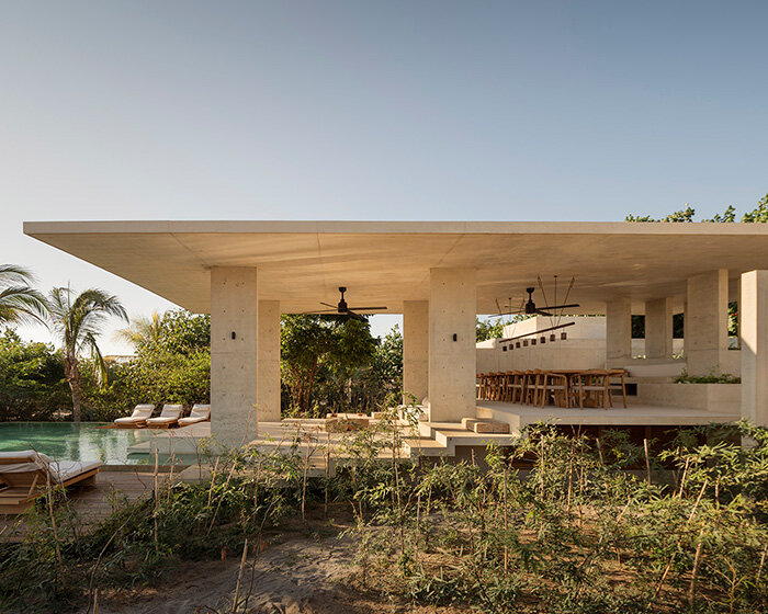 vertebral architects' 'casa ohana' is a hidden paradise in oaxaca, mexico