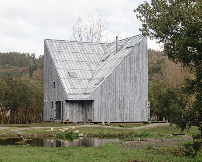 monolithic 'humo house' rises in rural chile with folding architecture by iván bravo