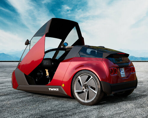 three-wheel electric vehicle TWIKE 5 uses pedals and ‘joysticks’ to drive around