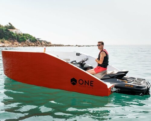 with a slender form, ONE 16 transforms a jet ski into a 6-meter boat