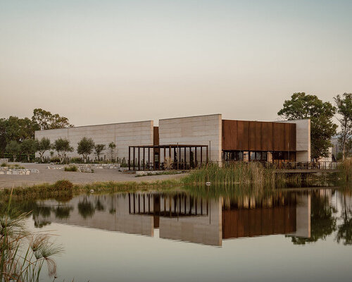 COA arquitectura's winery in mexico combines rammed earth and metal sheets