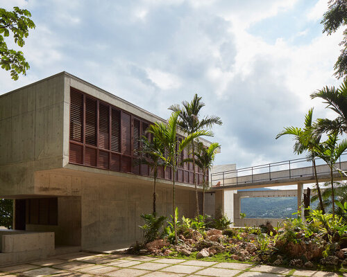 estate at pompey: FREECELL designs a modern home for art lovers in jamaica