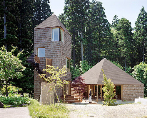 W architects tucks shingle-wrapped 'double house' into japanese forest