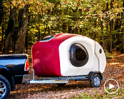 3D printed mobile home reuses plastic bottles for sustainable off-grid living