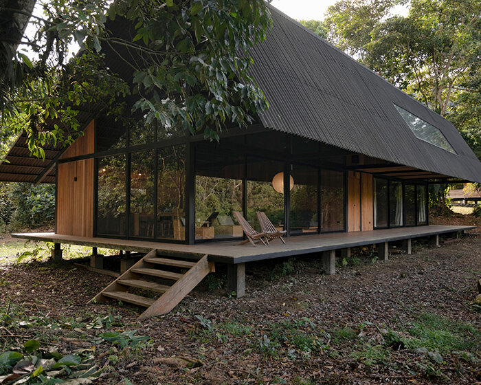 puna estudio echoes mid-century eames house for modern cabin in peru 'casa manire'