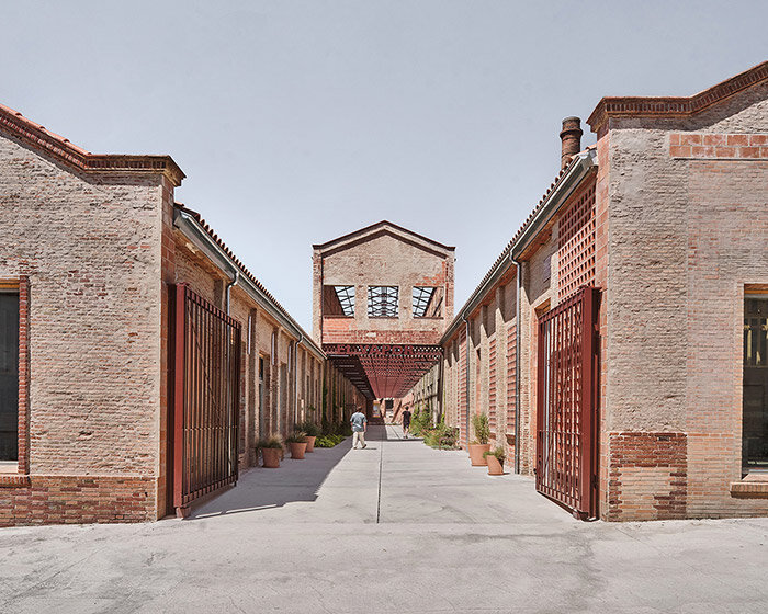 HARQUITECTES demonstrates adaptive reuse with 'vapor cortès' complex in spain