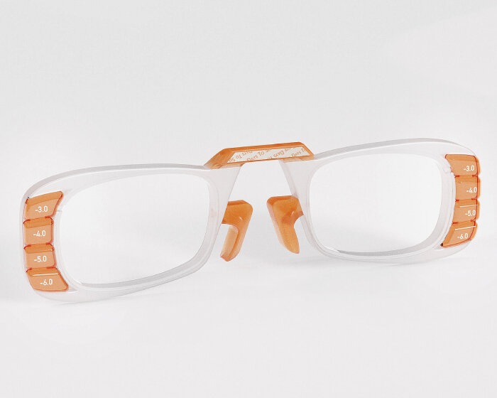 ‘three days to see’ emergency glasses help myopic users look around clearly during disasters